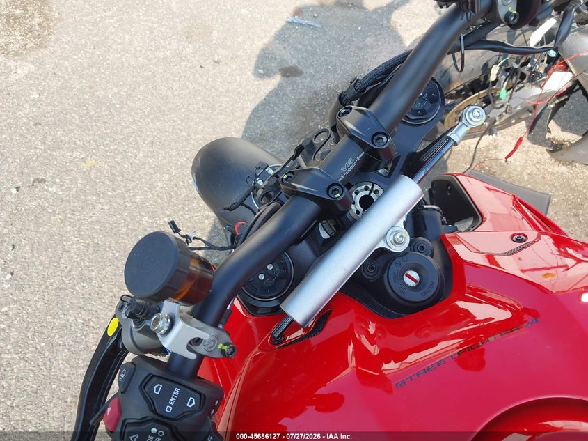 2024 DUCATI STREETFIGHTER auction photo 7