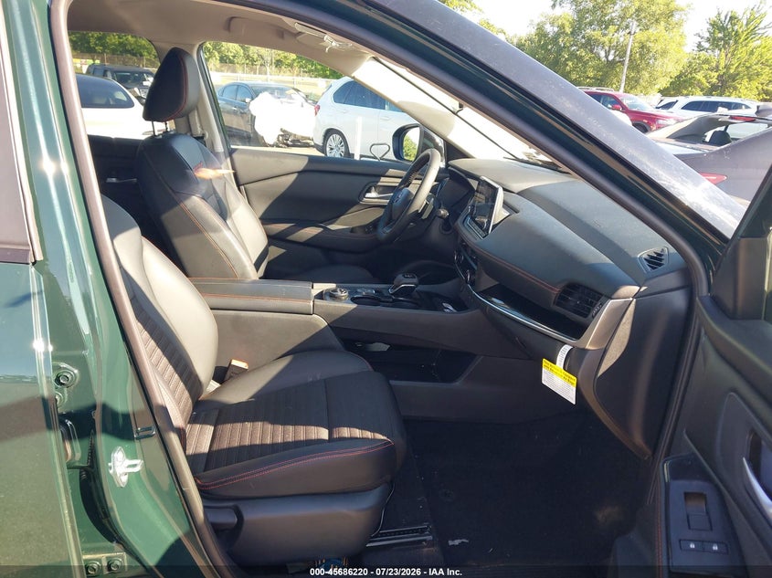 2026 NISSAN ROGUE auction photo 5