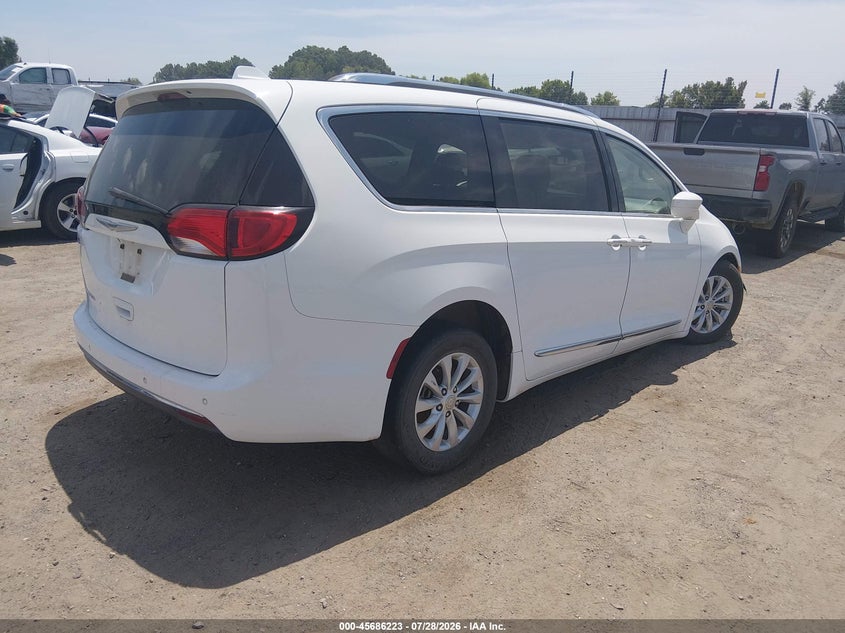 Vin: 2c4rc1bg6jr142486, lot: 46184832, chrysler pacifica touring l 20184