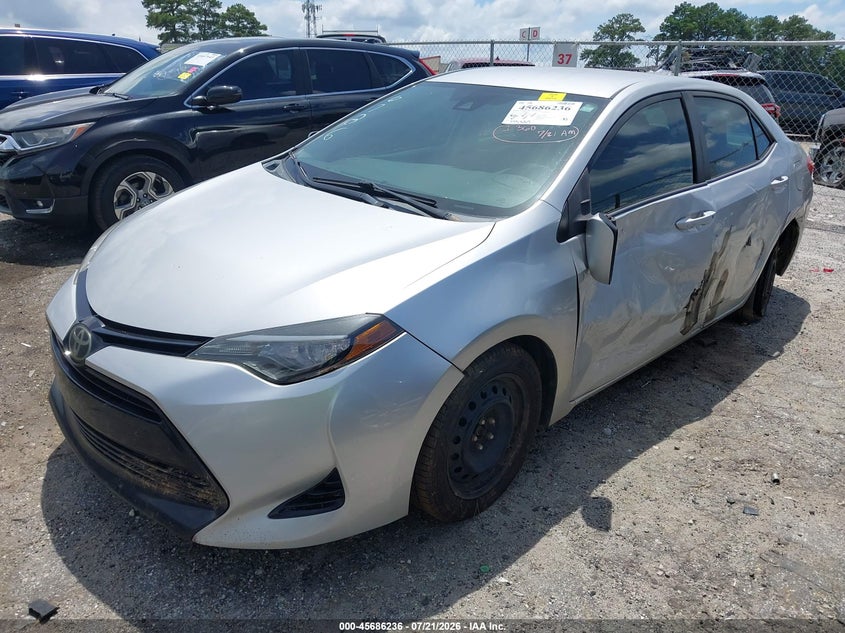 2017 Toyota Corolla Le VIN: 2T1BURHE2HC826786 Lot: 45686236