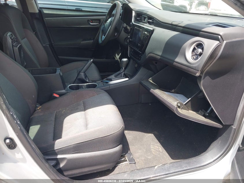 2017 Toyota Corolla Le VIN: 2T1BURHE2HC826786 Lot: 45686236