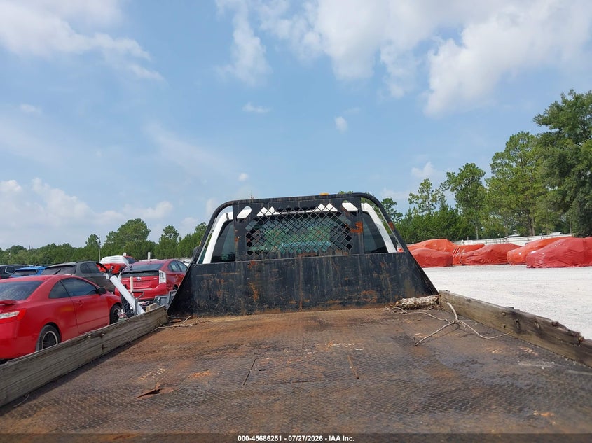 2013 CHEVROLET SILVERADO 3500HD CHASSIS auction photo 8
