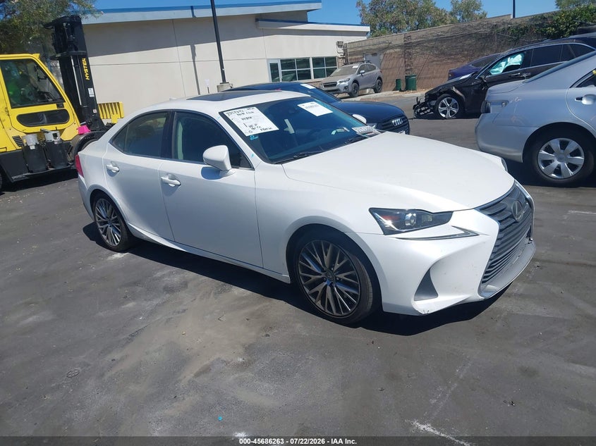 Vin: jthba1d29j5063849, lot: 46184872, lexus is 300 2018 img_1
