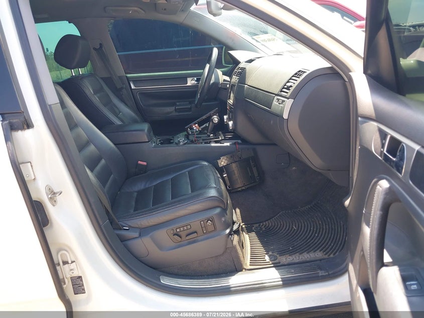 2004 Volkswagen Touareg V8 VIN: WVGCM67L84D021239 Lot: 45686389