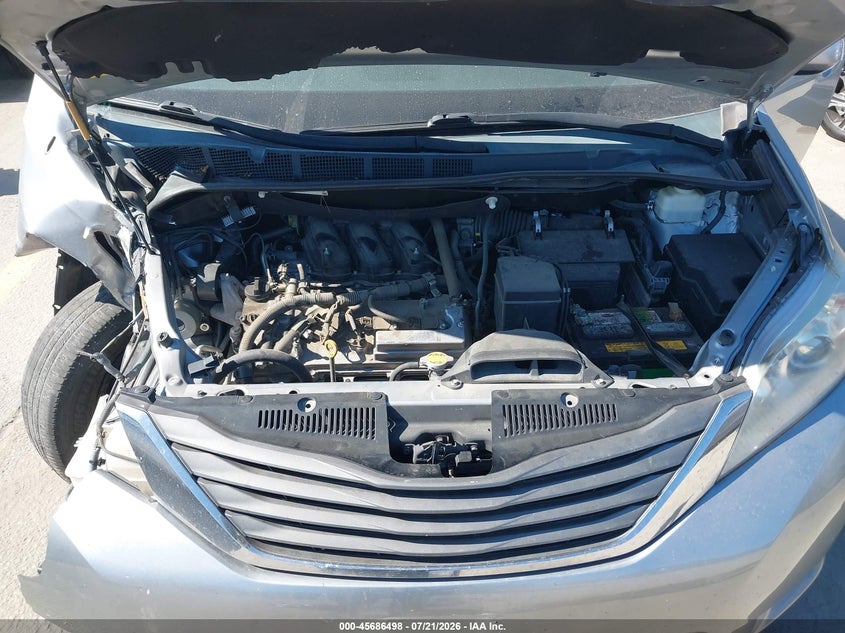 2014 Toyota Sienna Xle V6 8 Passenger VIN: 5TDYK3DC8ES482319 Lot: 45686498