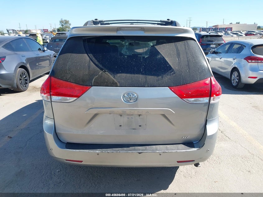 2014 Toyota Sienna Xle V6 8 Passenger VIN: 5TDYK3DC8ES482319 Lot: 45686498