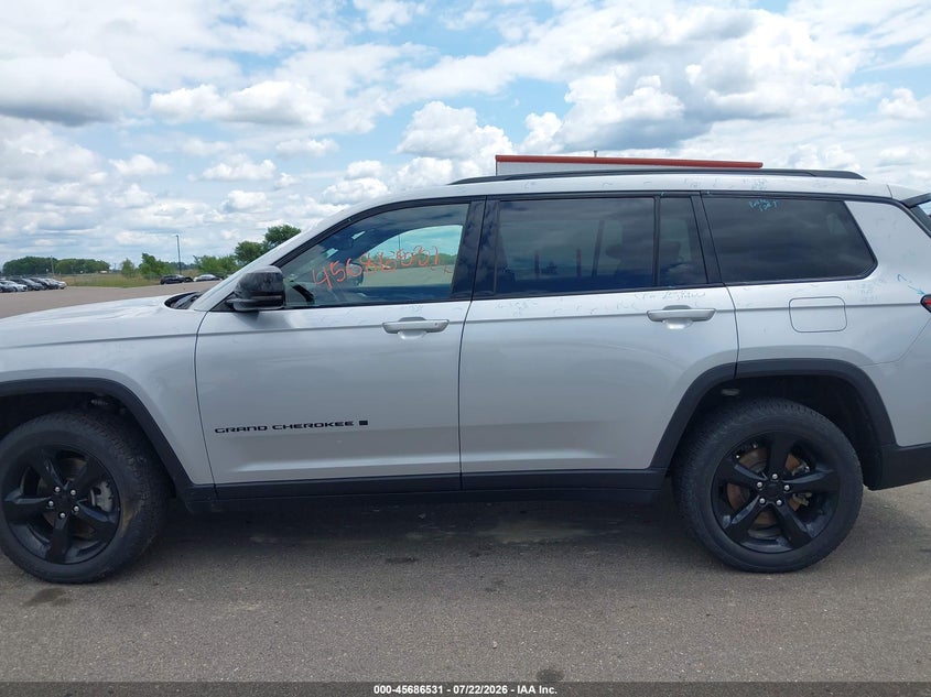 Фото 14 - JEEP GRAND CHEROKEE L