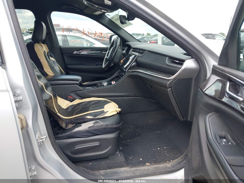 Фото 5 - JEEP GRAND CHEROKEE L