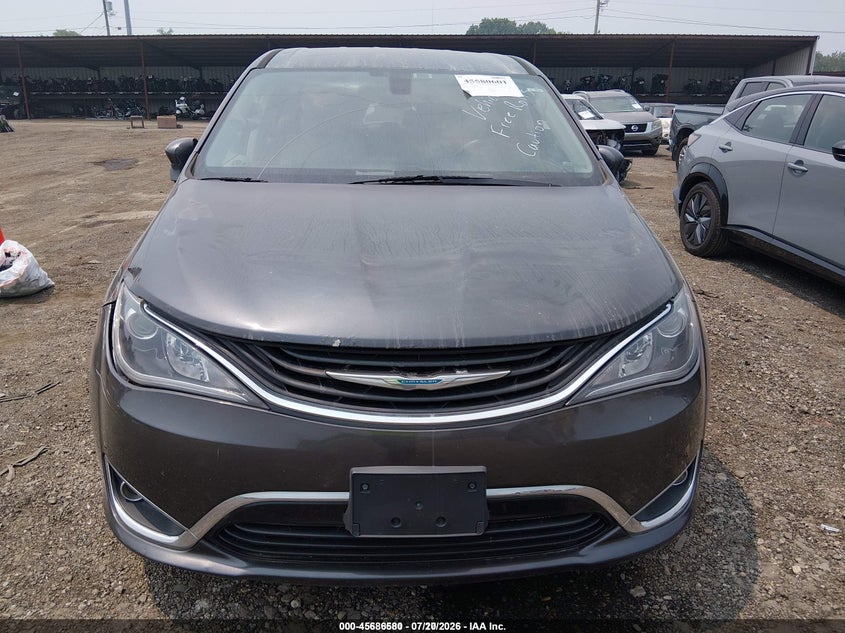 2018 Chrysler Pacifica Hybrid Touring Plus VIN: 2C4RC1H77JR187640 Lot: 45686580