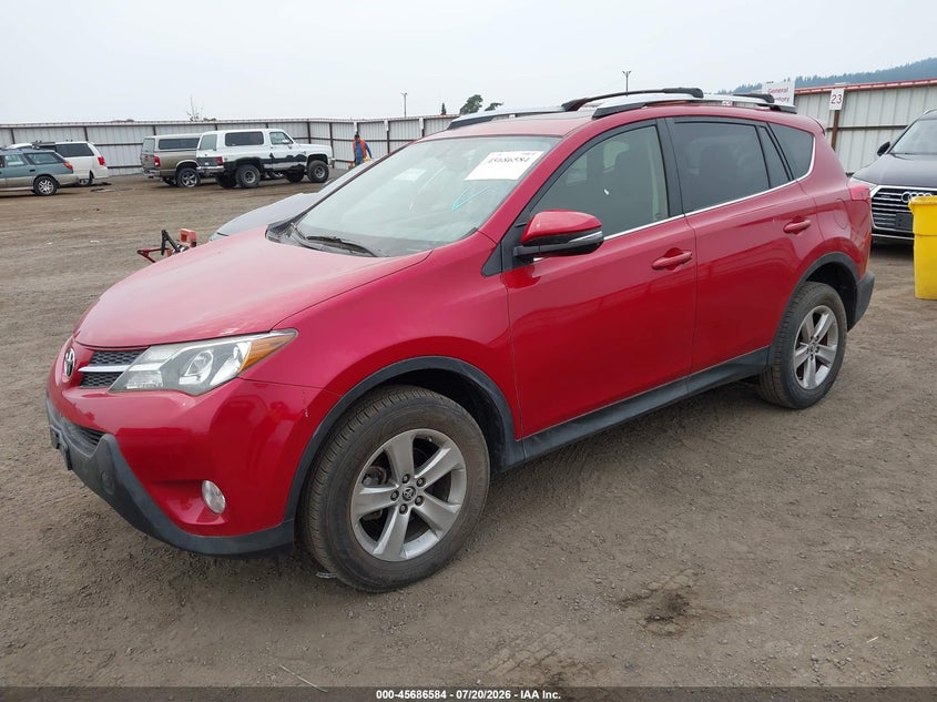 2015 Toyota RAV 4, Right Front, IAAI, VIN JTMRFREV9FD152357 — photo 2