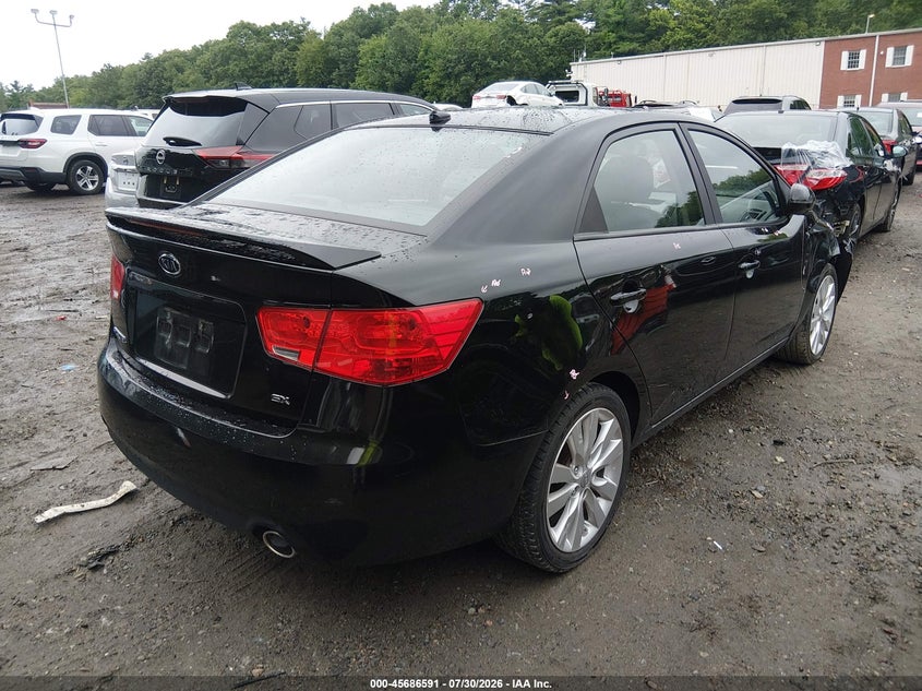 2011 KIA FORTE auction photo 4