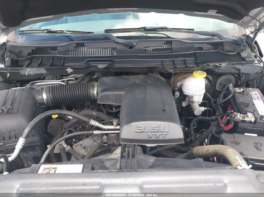 2018 Ram 1500 Tradesman 4X2 8' Box VIN: 3C6JR6DG5JG323596 Lot: 45686653