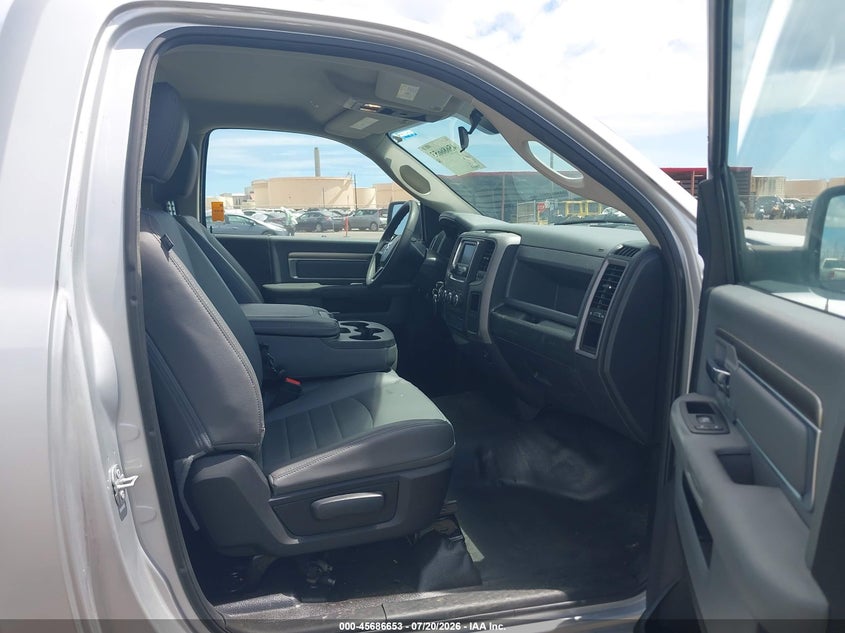 2018 Ram 1500 Tradesman 4X2 8' Box VIN: 3C6JR6DG5JG323596 Lot: 45686653