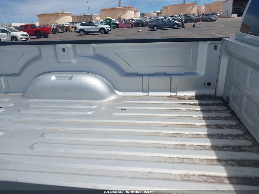 2018 Ram 1500 Tradesman 4X2 8' Box VIN: 3C6JR6DG5JG323596 Lot: 45686653