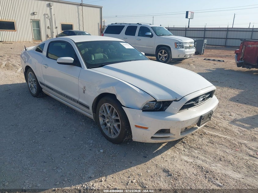2013 FORD MUSTANG auction photo 1