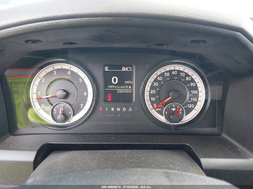 2018 Ram 1500 Tradesman 4X2 8' Box VIN: 3C6JR6DG2JG323586 Lot: 45686674
