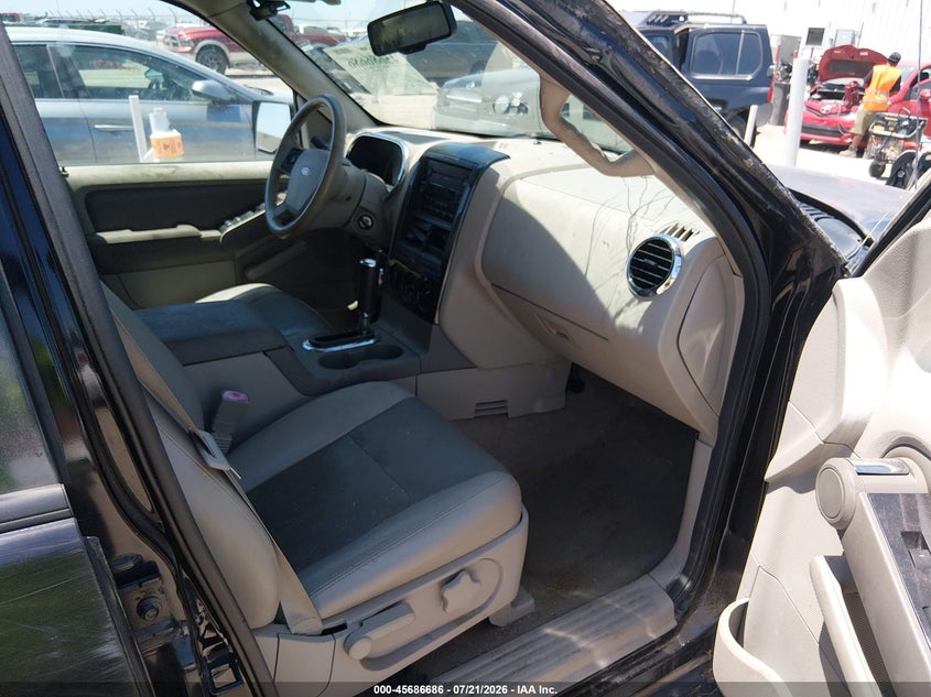2007 Ford Explorer Xlt VIN: 1FMEU63E07UA92939 Lot: 45686686
