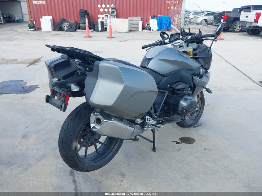 2016 BMW R1200 Rs VIN: WB10A1504GZ379096 Lot: 45686688
