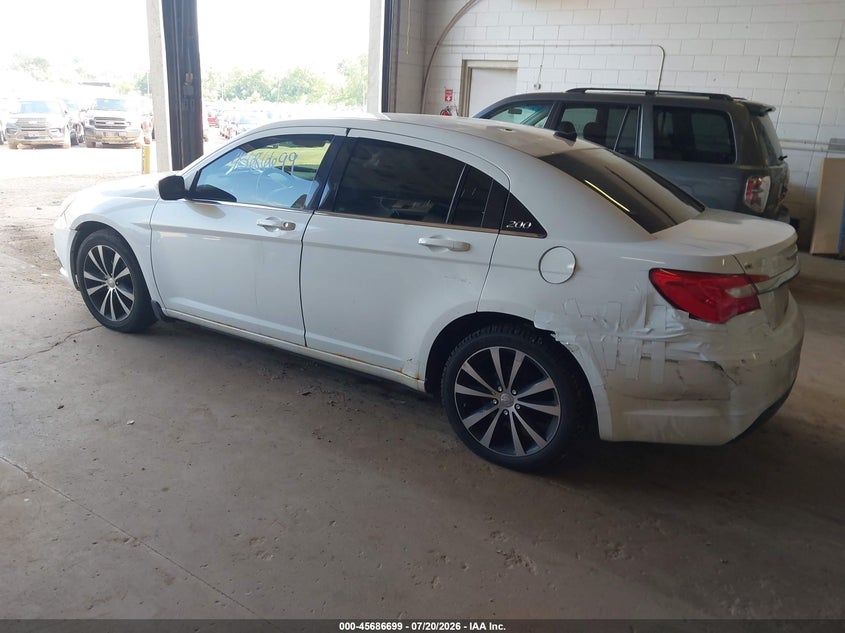 Vin: 1c3ccbcg0en151850, lot: 46185308, chrysler 200 limited 20143