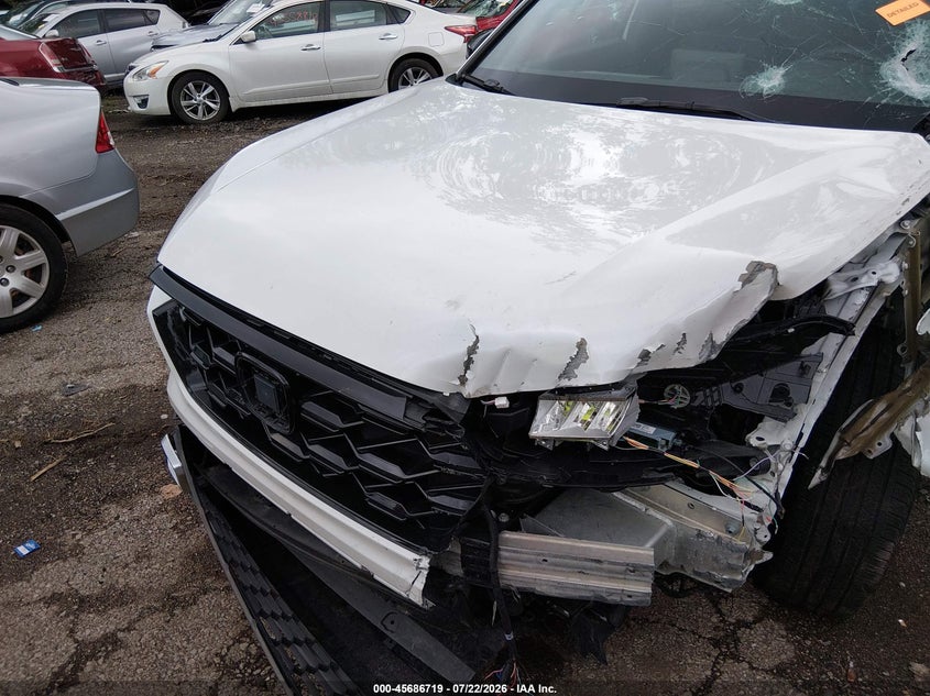 2025 HONDA CR-V HYBRID auction photo 6