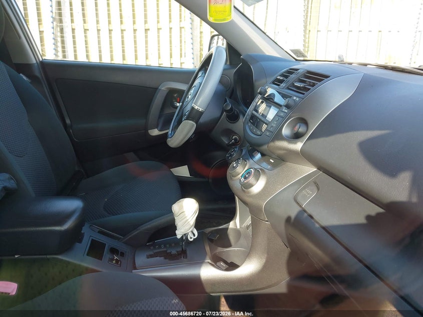 2011 TOYOTA RAV 4 SPORT UTILITY VEHICLE 2.5L I-4 DOHC, VVT, 179HP