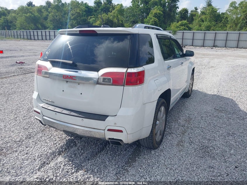 2015 GMC Terrain, Normal Wear & Tear, IAAI, VIN 2GKFLUE38F6316312 — photo 2
