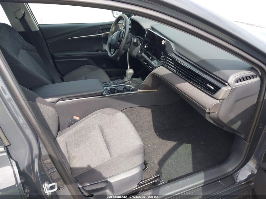 2026 TOYOTA CAMRY SEDAN 2.5L I-4 DI, DOHC, VVT, 184HP
