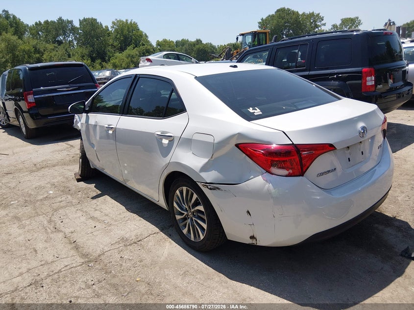2017 TOYOTA COROLLA auction photo 3
