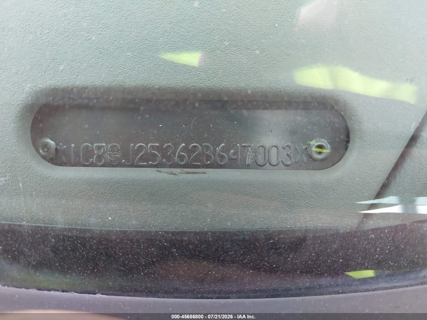 CHRYSLER VOYAGER 2002 VIN 1C8GJ25362B647003