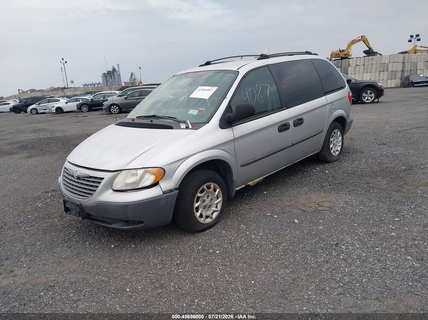 2002 CHRYSLER VOYAGER auction photo 2