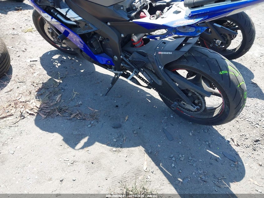 2015 YAMAHA YZFR6 auction photo 3