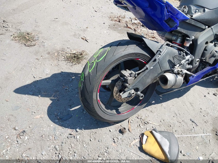 2015 YAMAHA YZFR6 auction photo 4