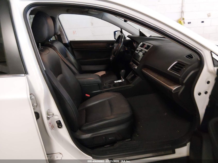 2015 SUBARU OUTBACK auction photo 5