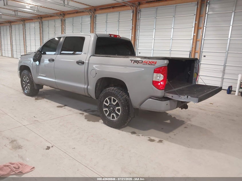 2018 Toyota Tundra Sr5 5.7L V8 VIN: 5TFDY5F12JX751956 Lot: 45686946