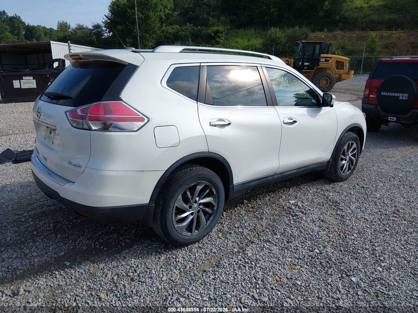 2015 NISSAN ROGUE auction photo 4