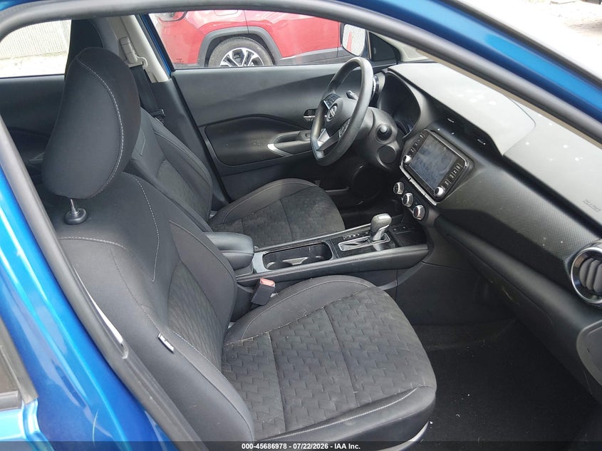 2023 NISSAN KICKS auction photo 5