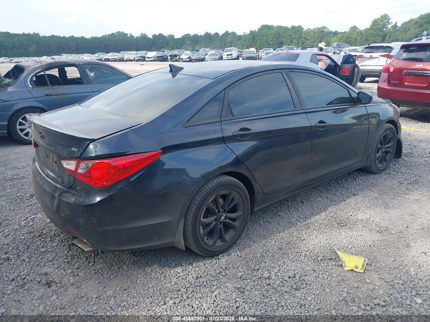 2011 HYUNDAI SONATA auction photo 4