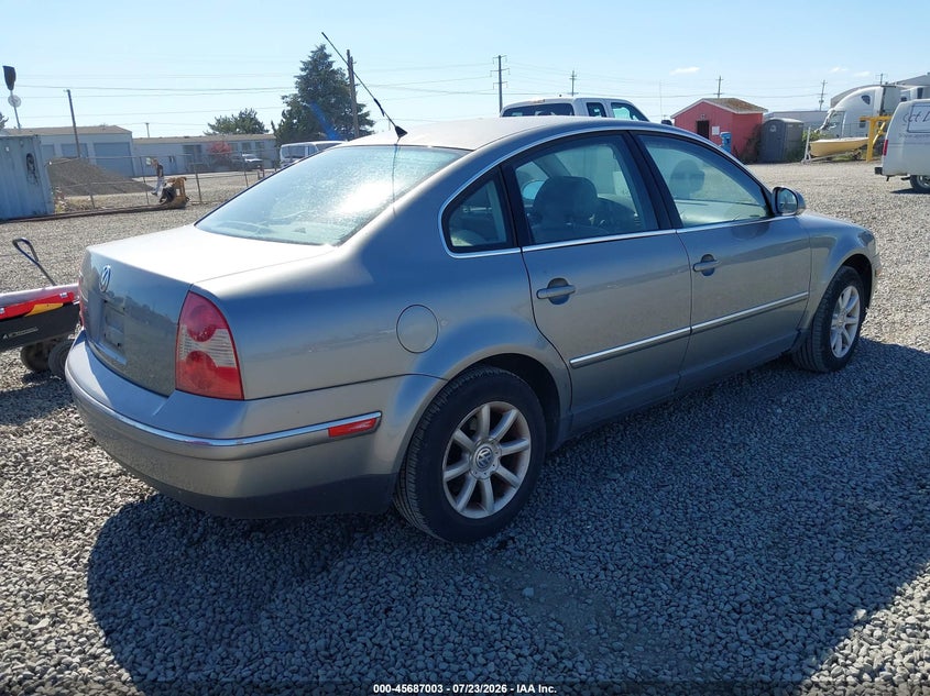 2004 VOLKSWAGEN PASSAT auction photo 4