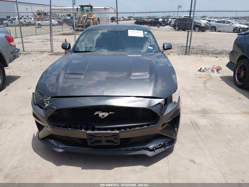 FORD MUSTANG - zdjęcie 12