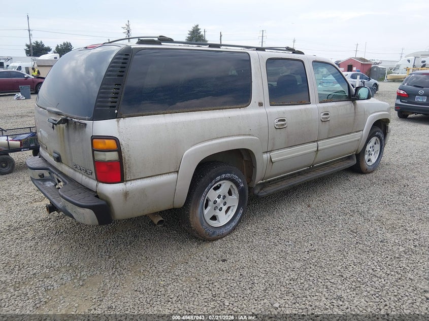 2004 CHEVROLET SUBURBAN 1500 auction photo 4