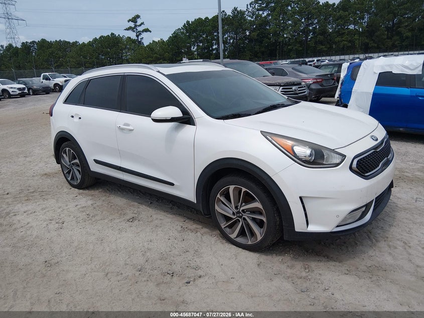 Vin: kndce3lc5h5047996, lot: 46185656, kia niro touring 2017 img_1