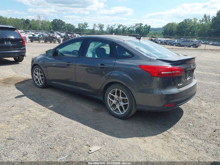 Vin: 1fadp3f21fl217481, lot: 46185685, ford focus se 20153