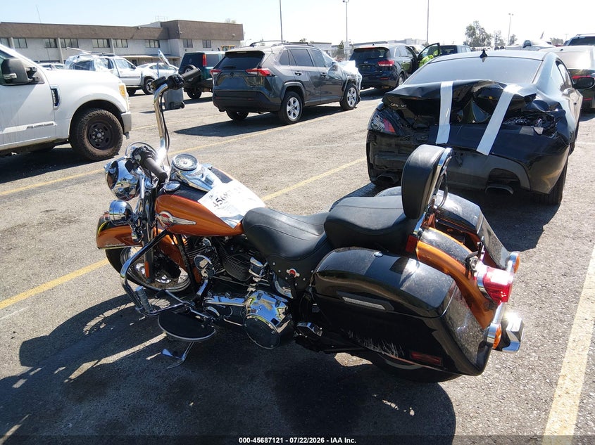 2016 HARLEY-DAVIDSON FLSTC auction photo 3