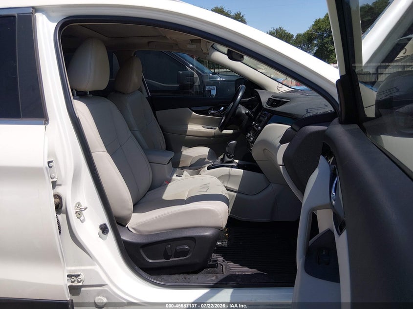 2021 NISSAN ROGUE SPORT auction photo 5