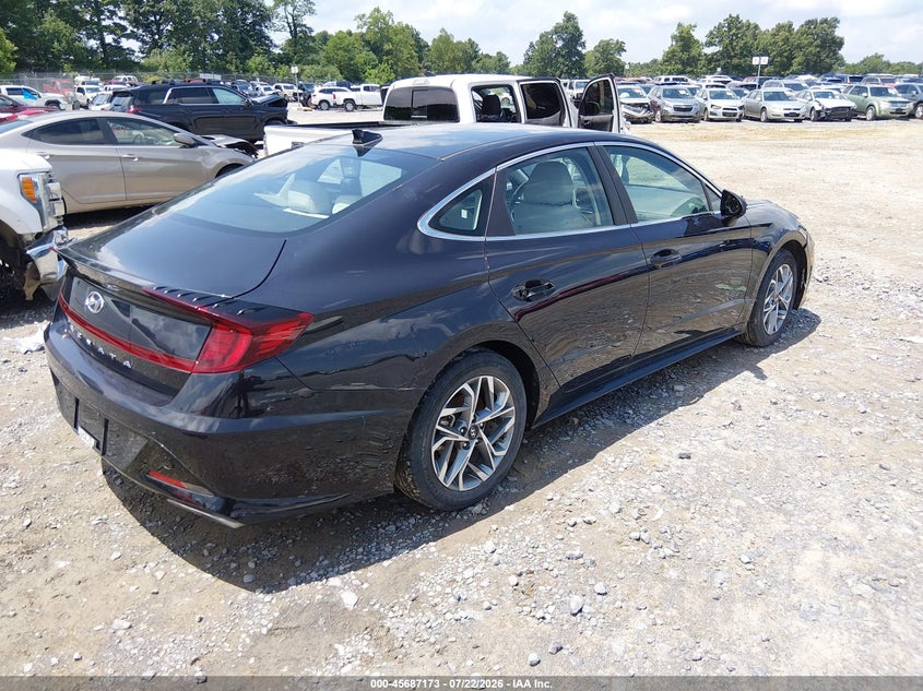2023 HYUNDAI SONATA auction photo 4