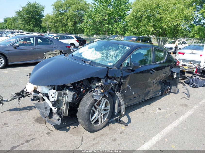 Vin: nmtkhmbx7mr122990, lot: 46185851, toyota c-hr le 20212