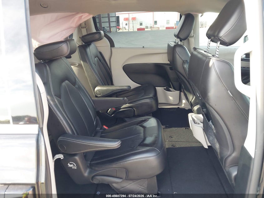 CHRYSLER PACIFICA - zdjęcie 8