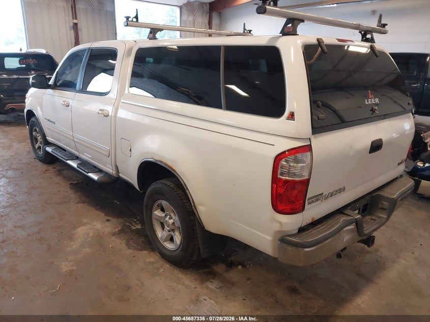2004 TOYOTA TUNDRA auction photo 3