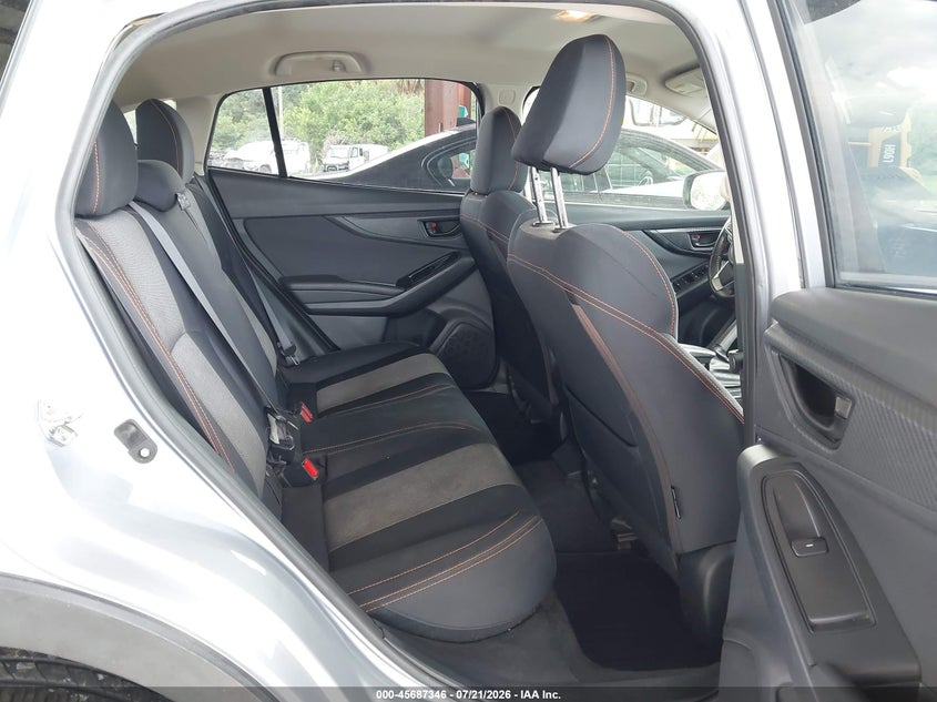 2018 SUBARU CROSSTREK auction photo 8