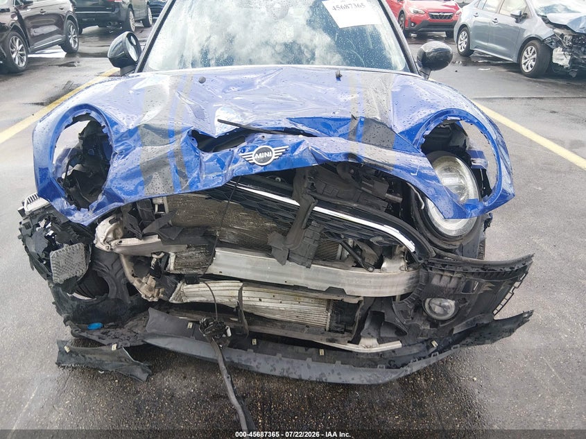 2020 MINI CLUBMAN auction photo 6
